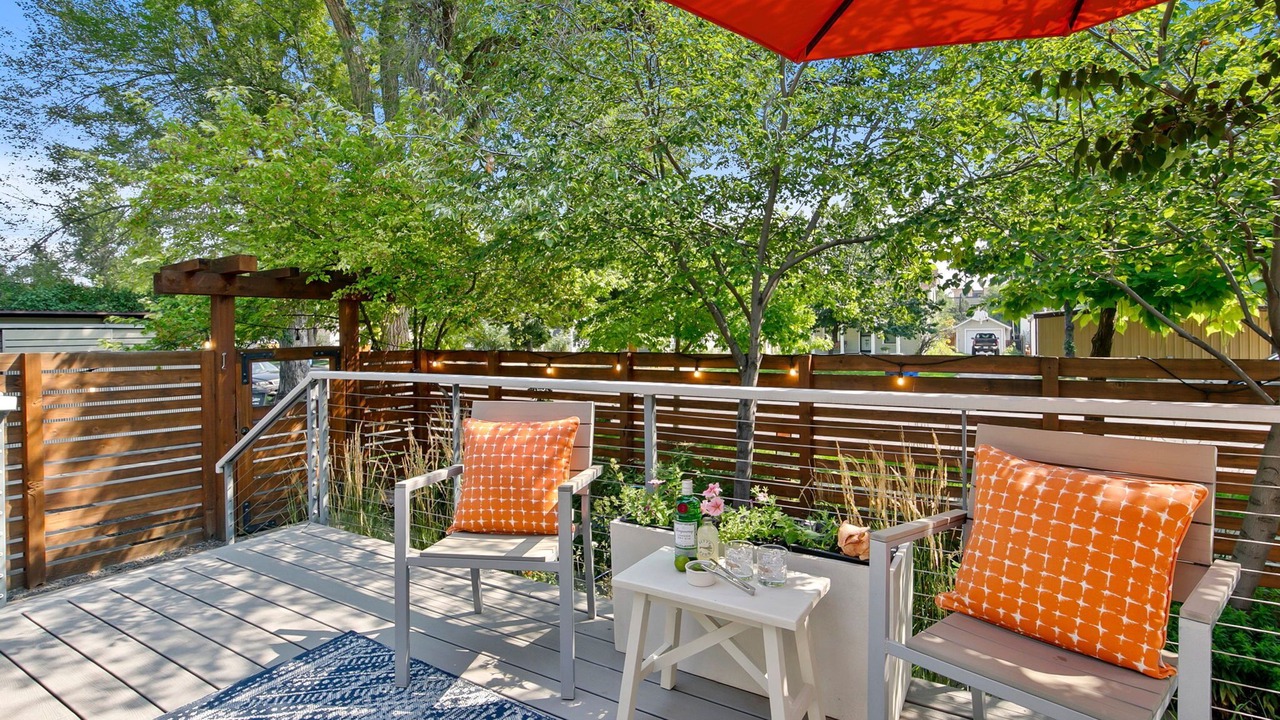 Photo of Patio Balcony in Martinez Park