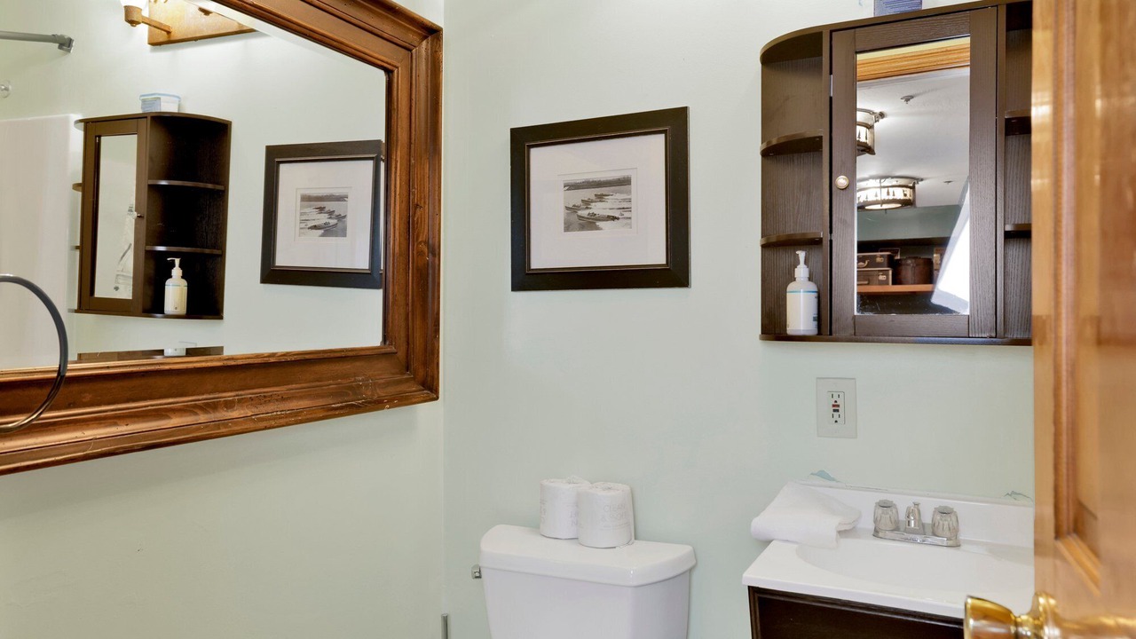 Photo of Bathroom in Fawnskin