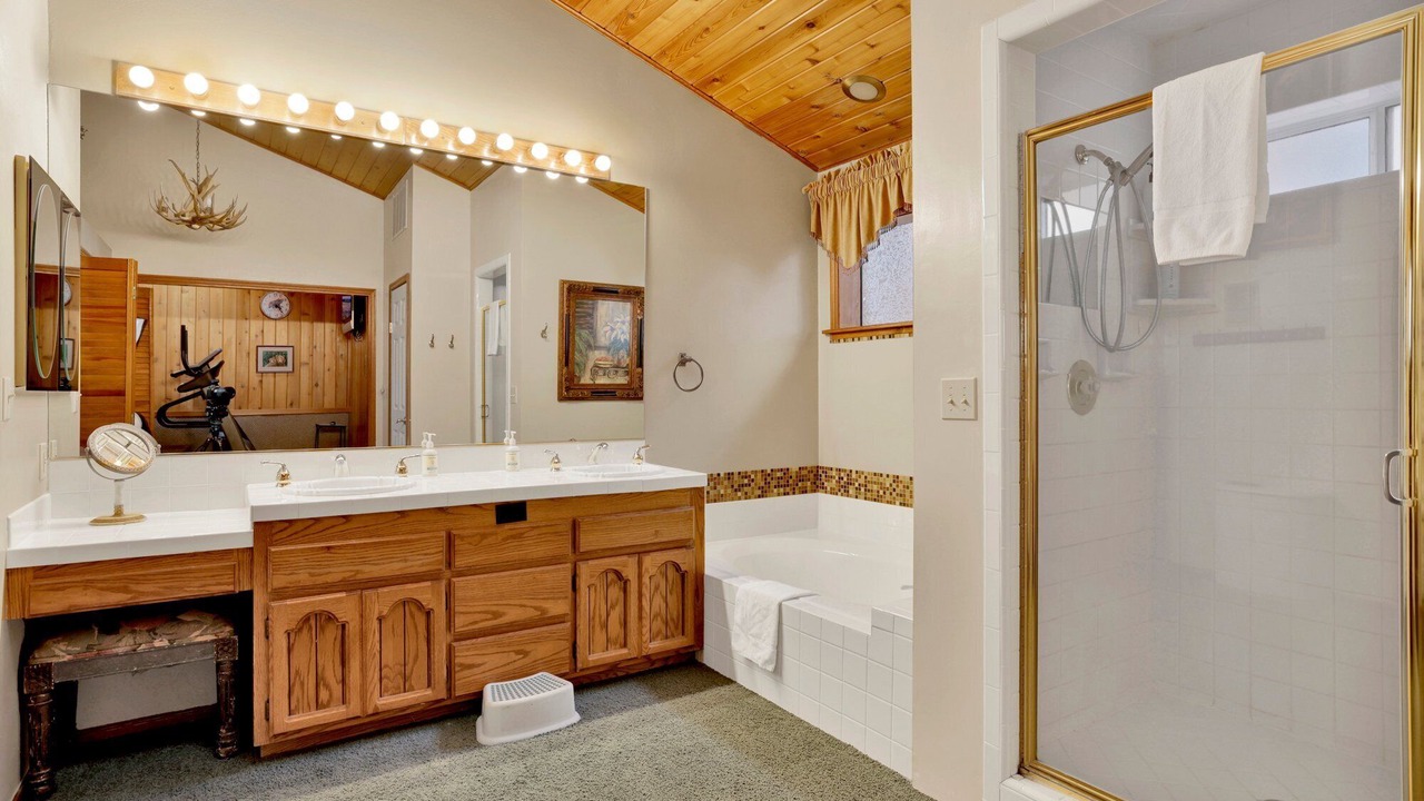Photo of Bathroom in Fawnskin