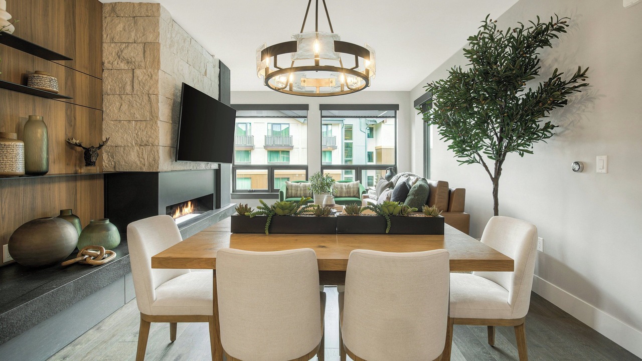 Photo of Livingroom in River Run