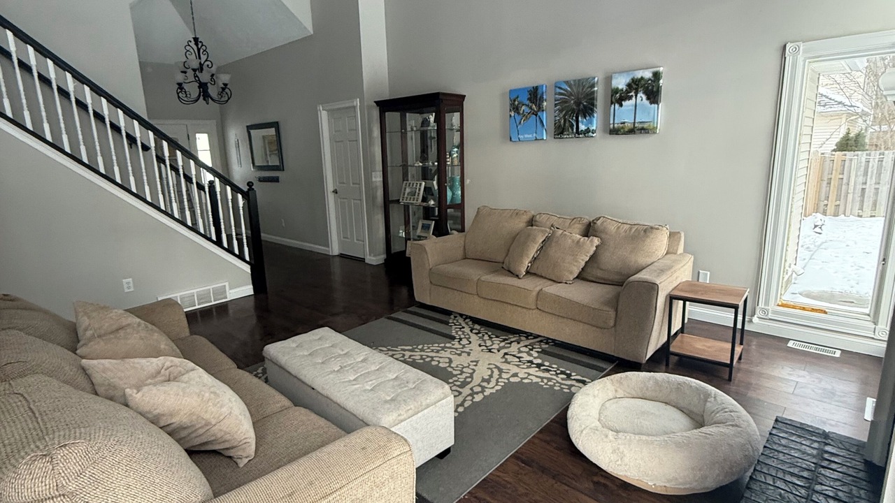 Photo of Livingroom in Mentor