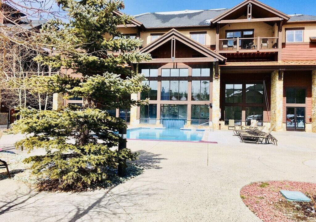 Photo of Outdoor in Peak 9