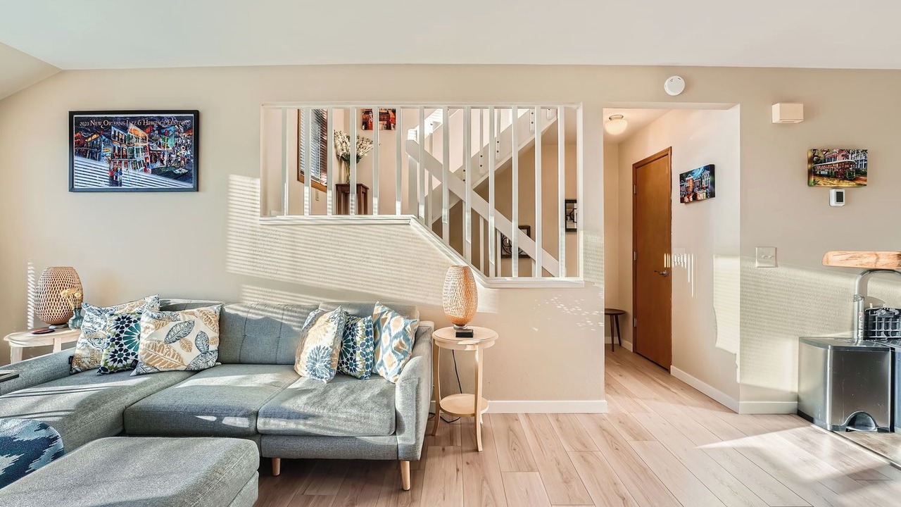 Photo of Livingroom in Golden