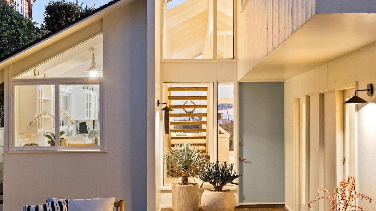 Photo of Patio Balcony in Padaro Lane