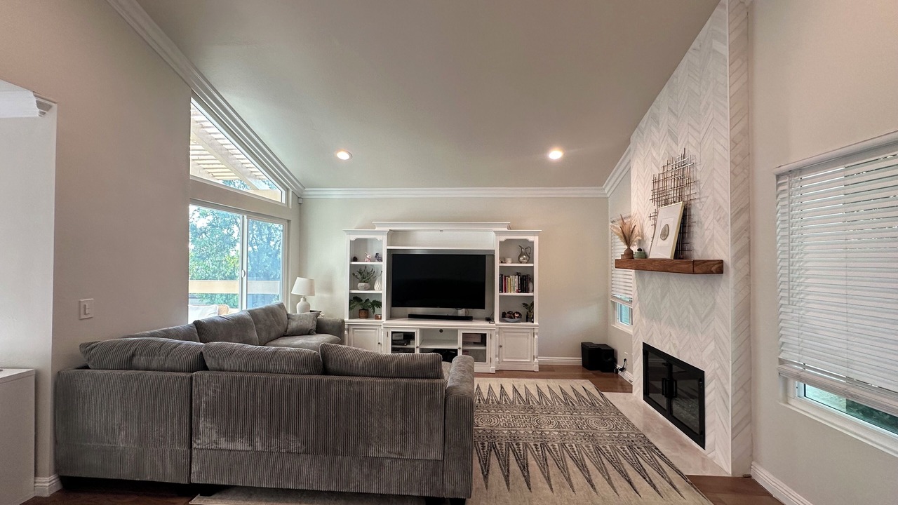 Photo of Livingroom in Brea