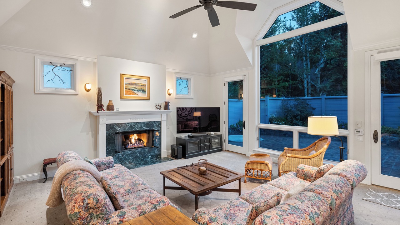 Photo of Livingroom in West End