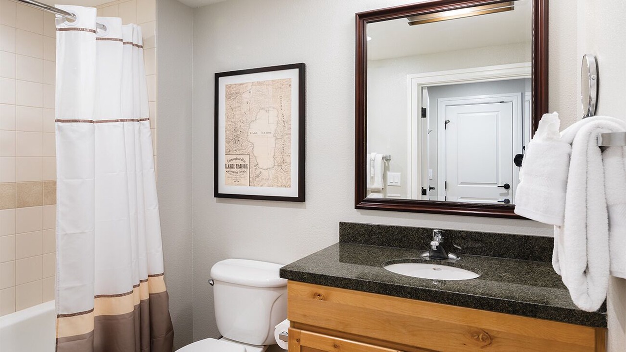 Photo of Bathroom in Stateline