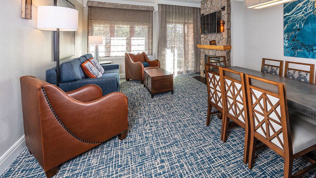 Photo of Livingroom in Stateline