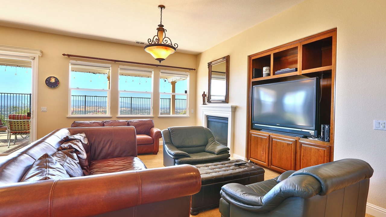 Photo of Livingroom in Silver Creek