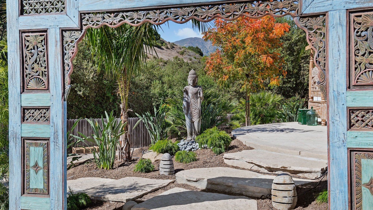Photo of Outdoor in Summerland