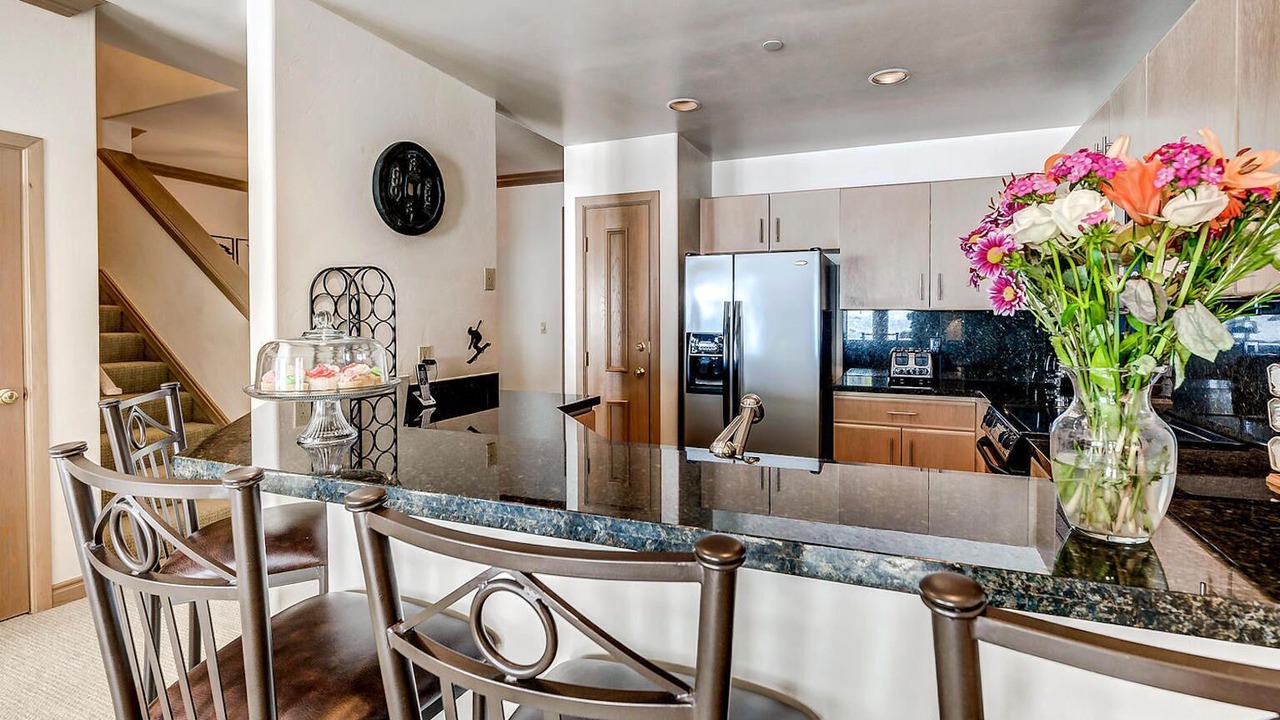 Photo of Kitchen in Highlands Townhomes