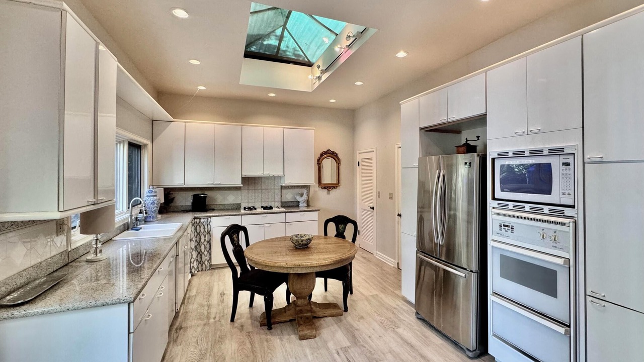 Photo of Kitchen in Toro Canyon