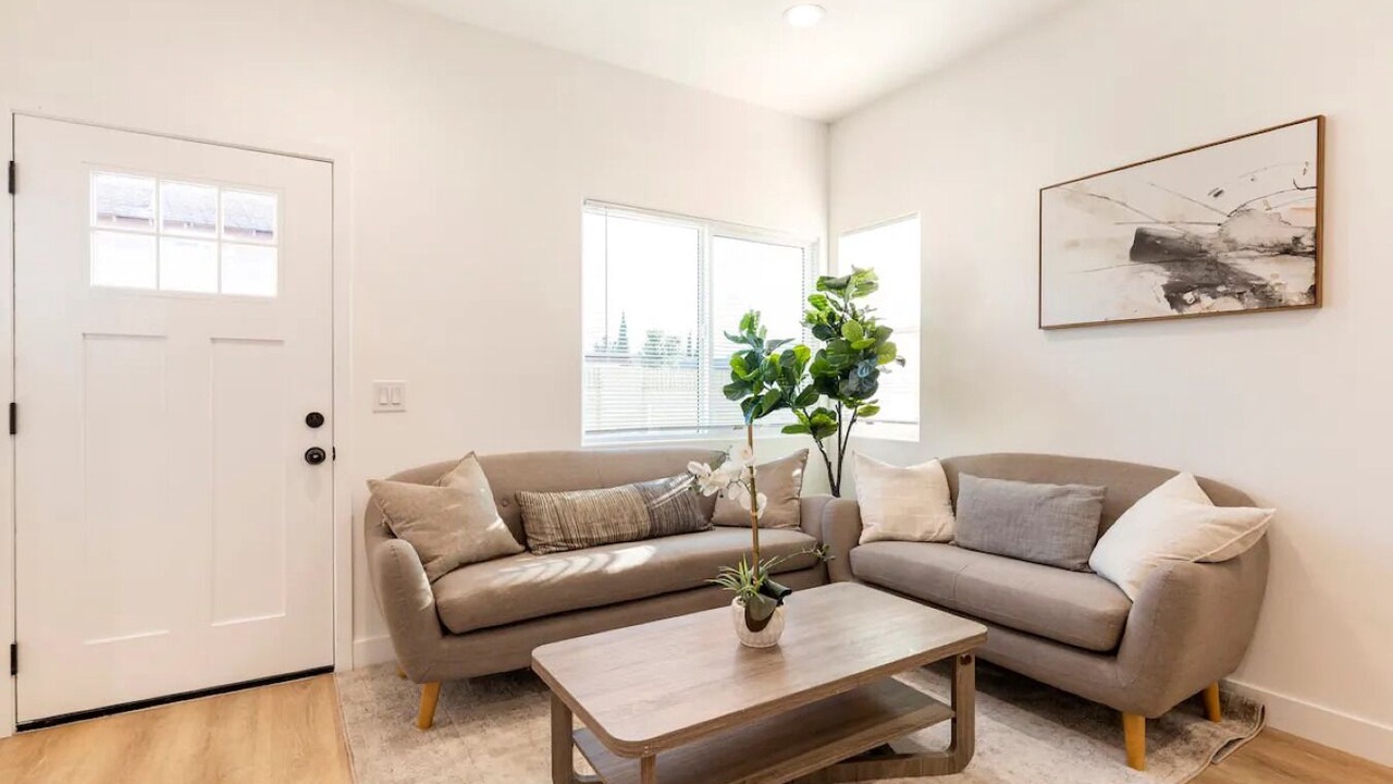 Photo of Livingroom in Westminster