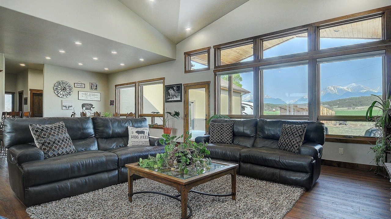 Photo of Livingroom in Salida