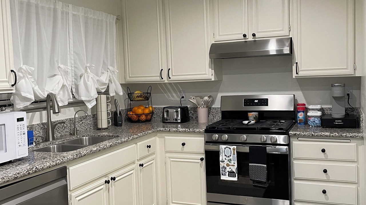 Photo of Kitchen in Palmdale