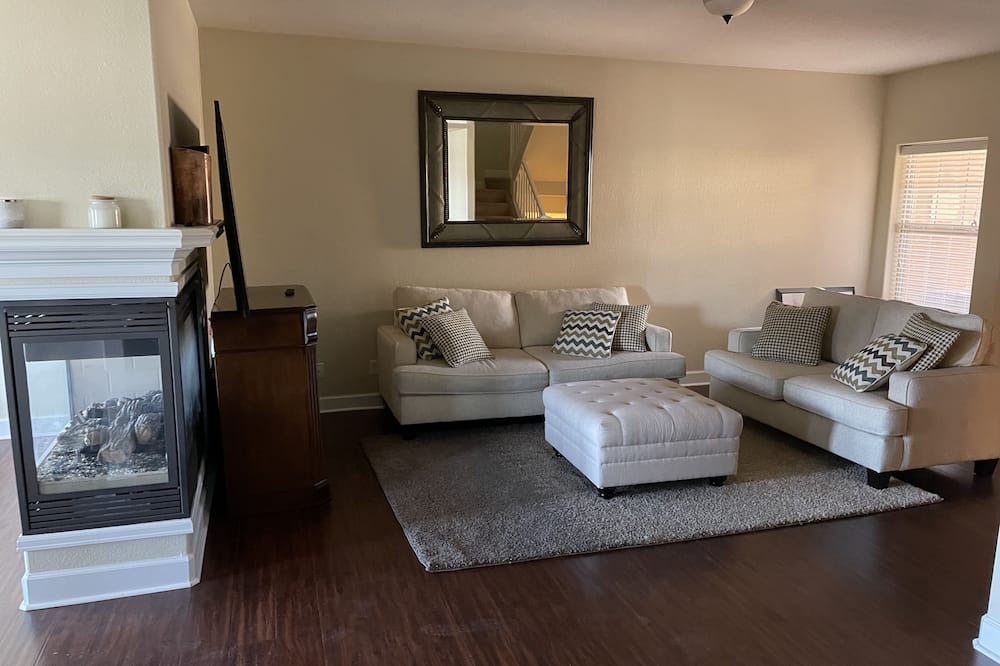 Photo of Livingroom in Rockrimmon