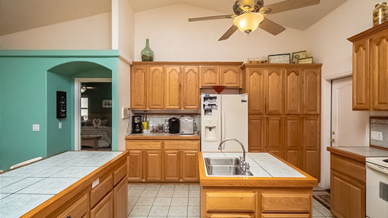 Photo of Kitchen in Sunridge Estates