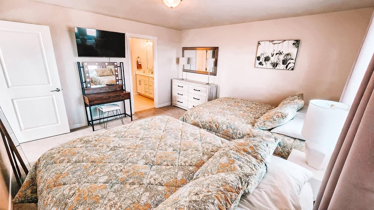 Photo of Bedroom in Colorado Springs