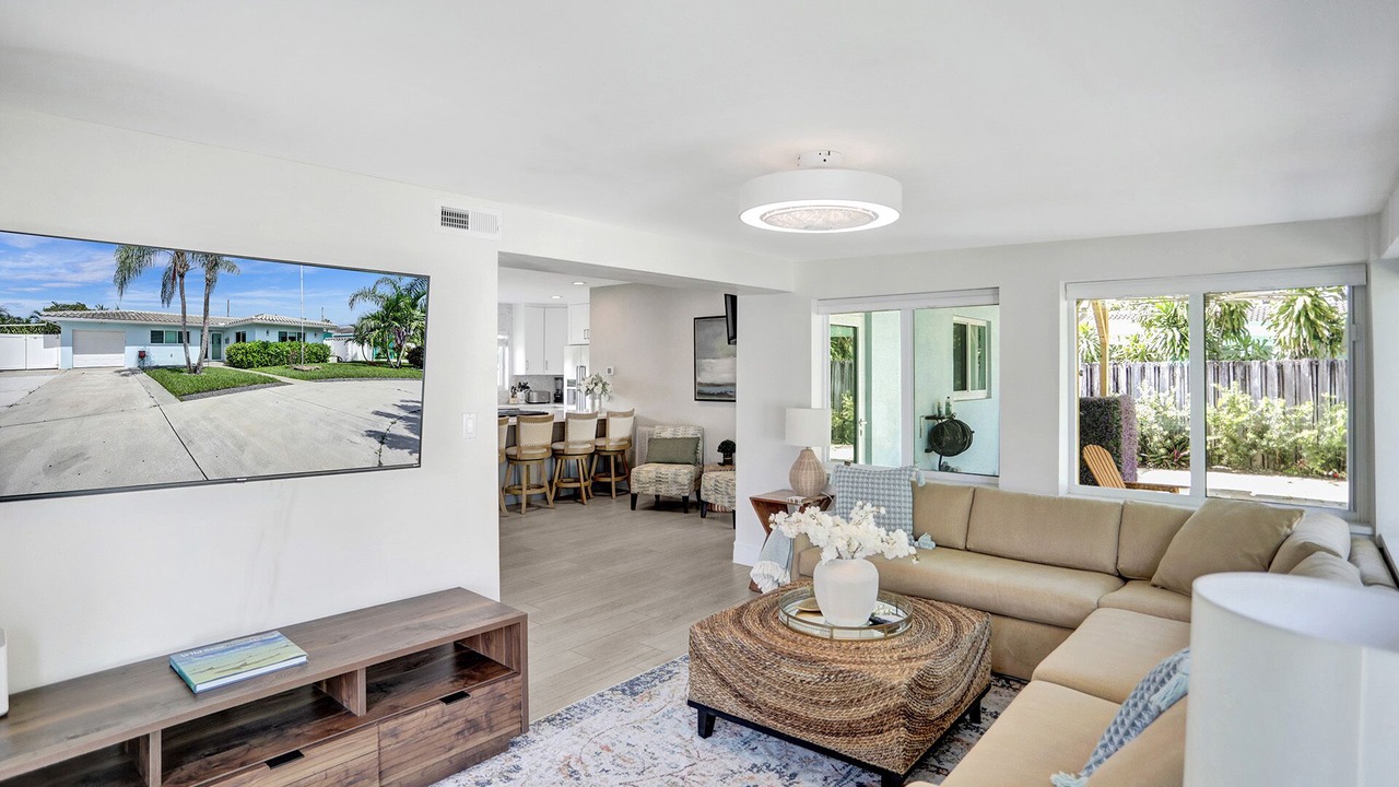 Photo of Livingroom in Harbor Village