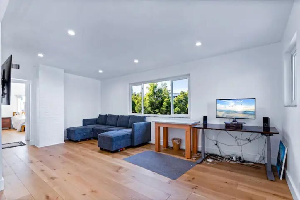 Photo of Livingroom in Tree Section