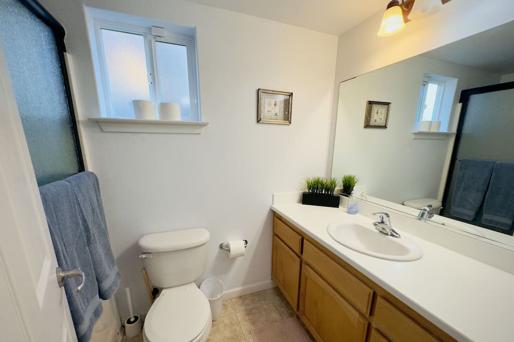 Photo of Bathroom in Oceano