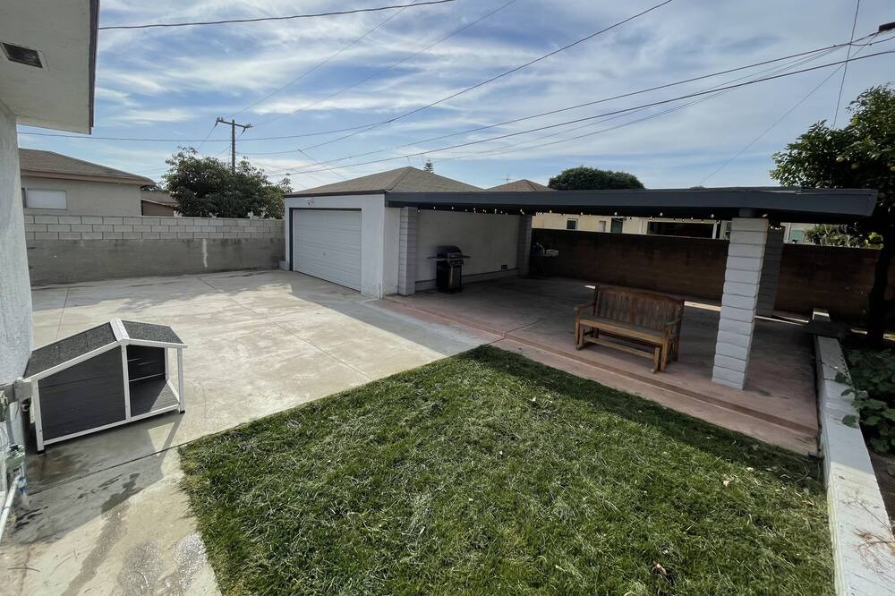 Photo of Outdoor in Montebello