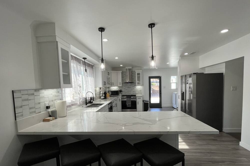 Photo of Kitchen in Montebello