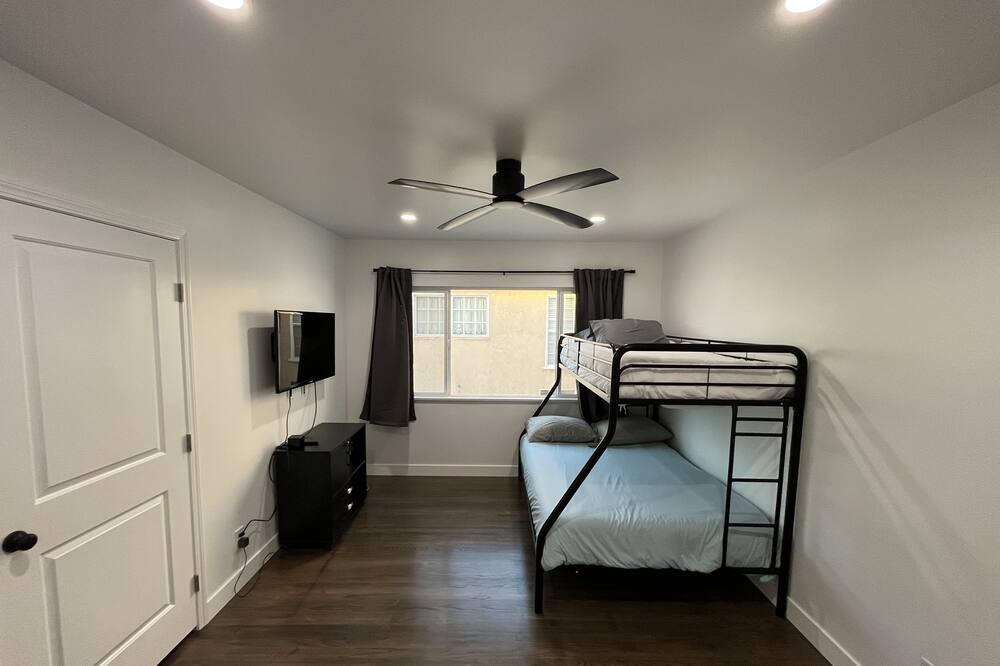 Photo of Bedroom in Montebello