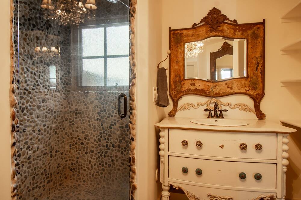 Photo of Bathroom in Columbine Lake
