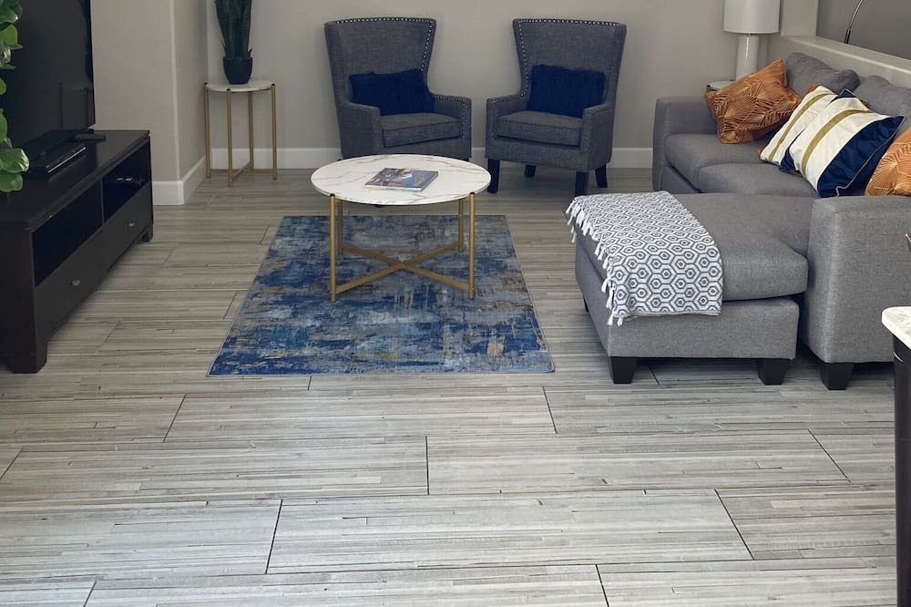 Photo of Livingroom in Summerlin