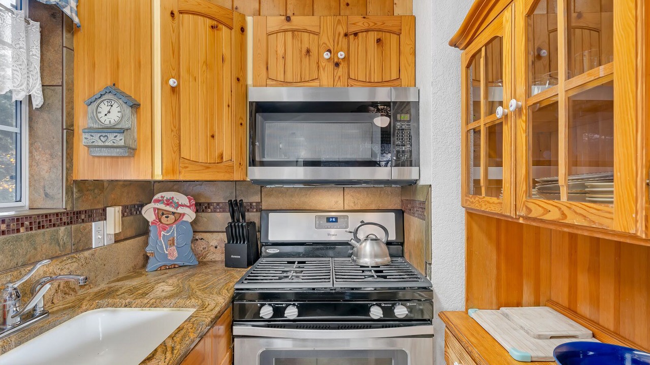 Photo of Livingroom in Yosemite West