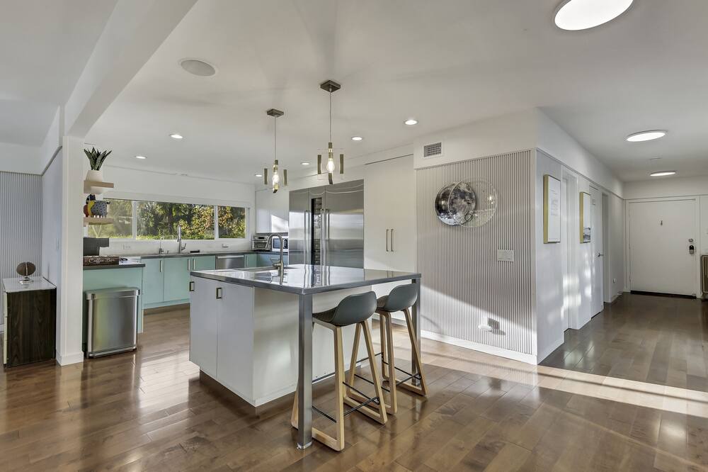 Photo of Kitchen in La Canada Flintridge
