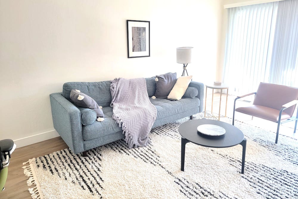 Photo of Livingroom in Fernley