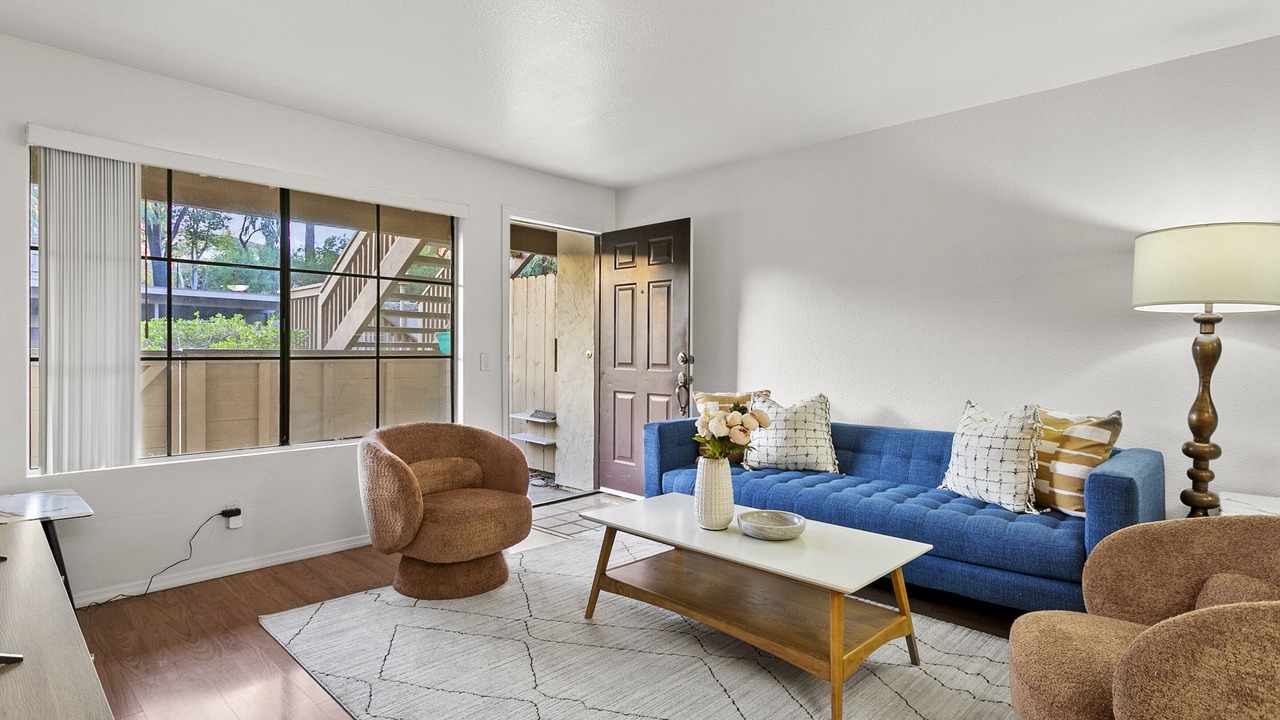 Photo of Livingroom in Carmel Valley