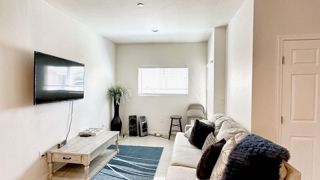 Photo of Livingroom in Westminster
