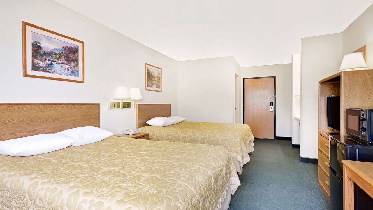 Photo of Bedroom in Battle Mountain