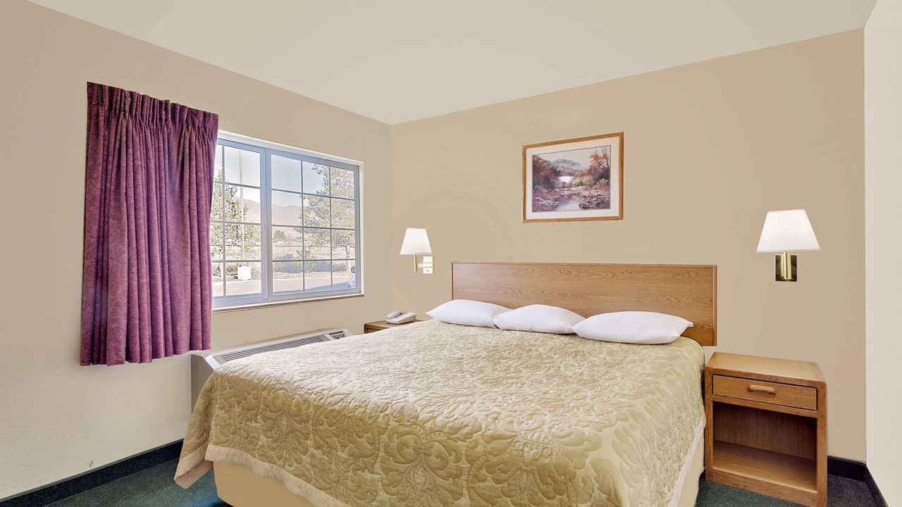 Photo of Bedroom in Battle Mountain