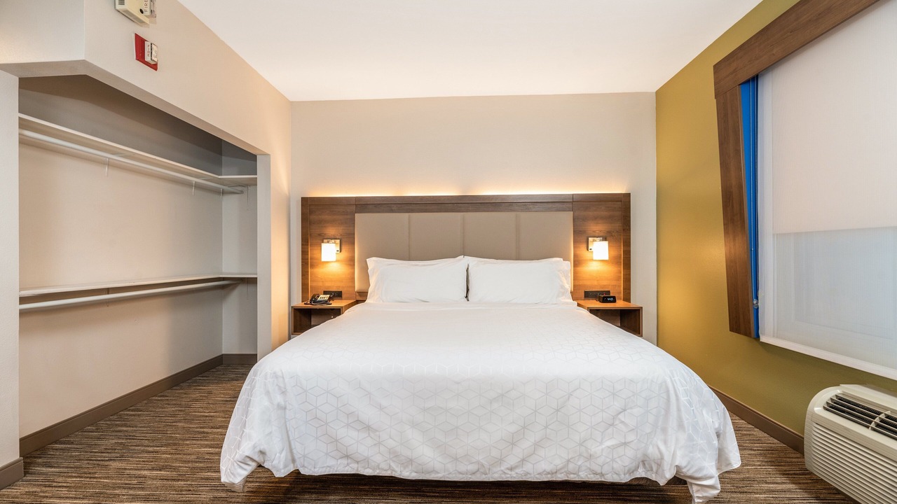 Photo of Bedroom in Fremont