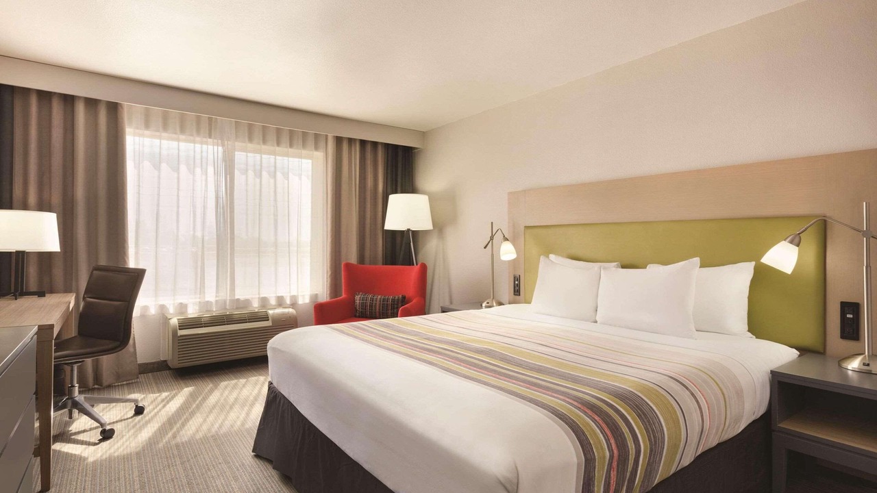 Photo of Bedroom in Raisin