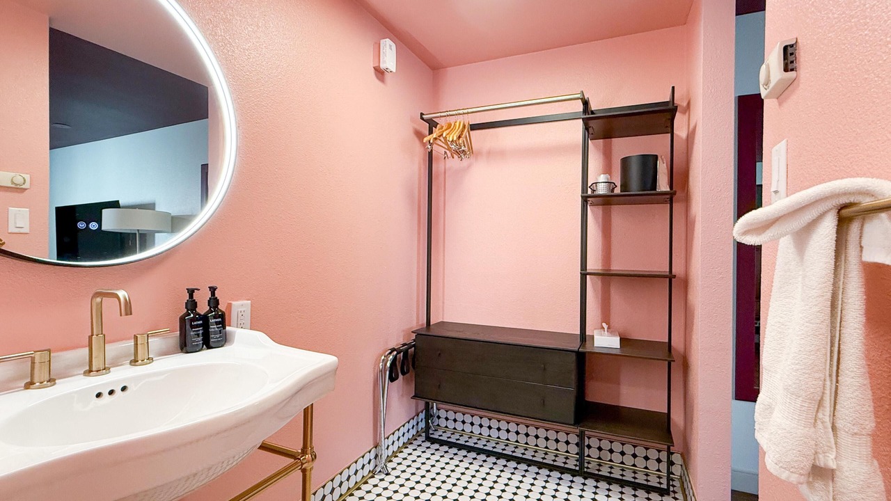 Photo of Bathroom in University Park