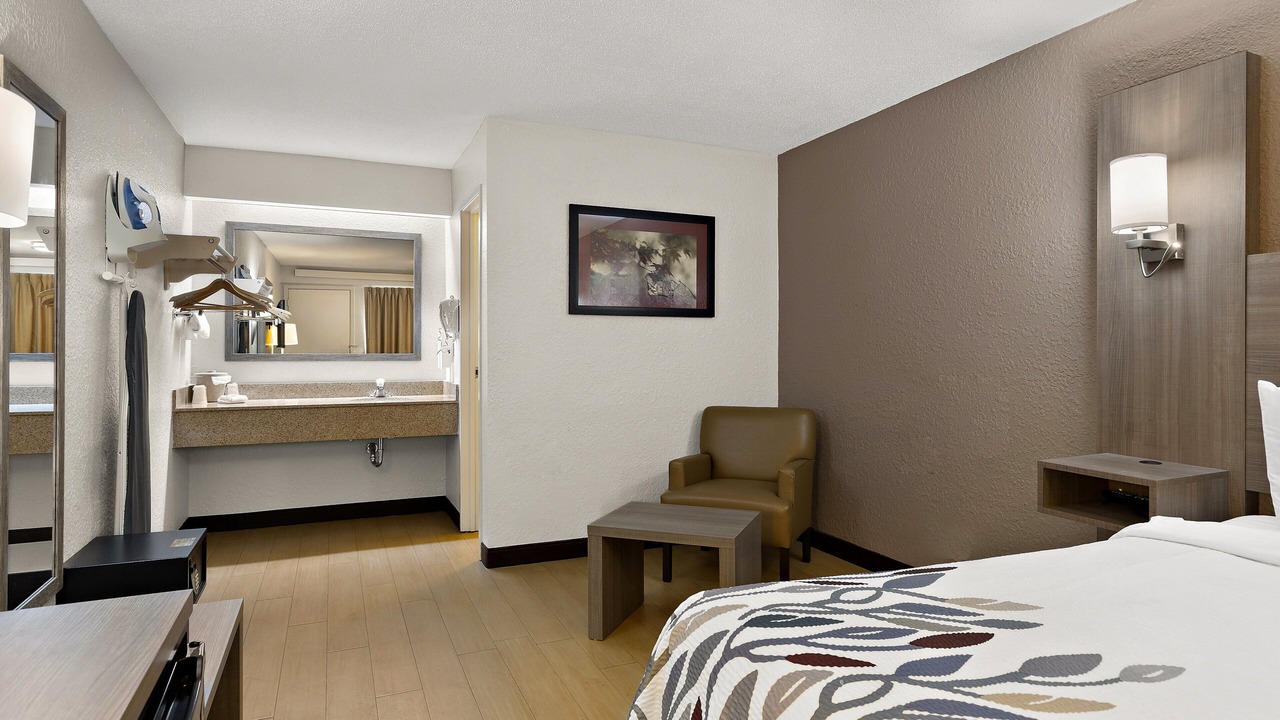 Photo of Bedroom in Westlake