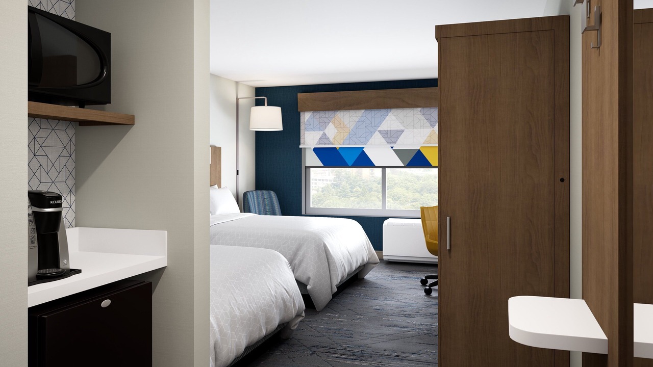 Photo of Bedroom in Fairlawn