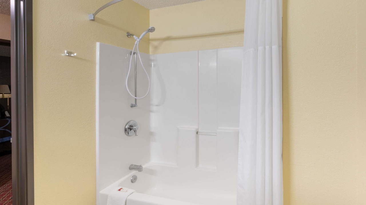 Photo of Bathroom in Fountain