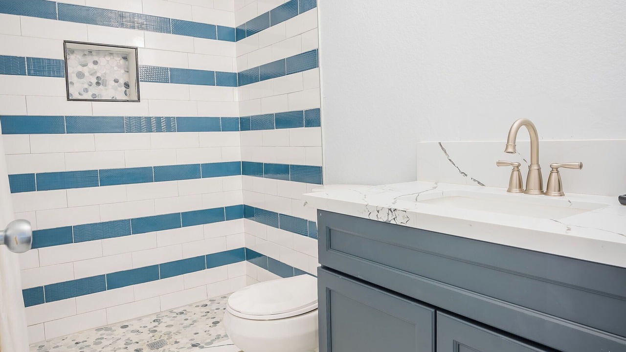 Photo of Bathroom in Needles