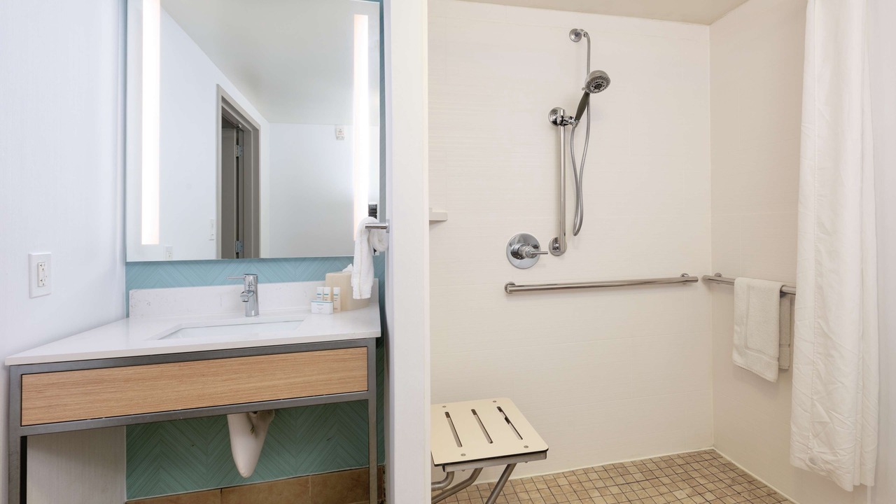 Photo of Bathroom in Foothill Ranch