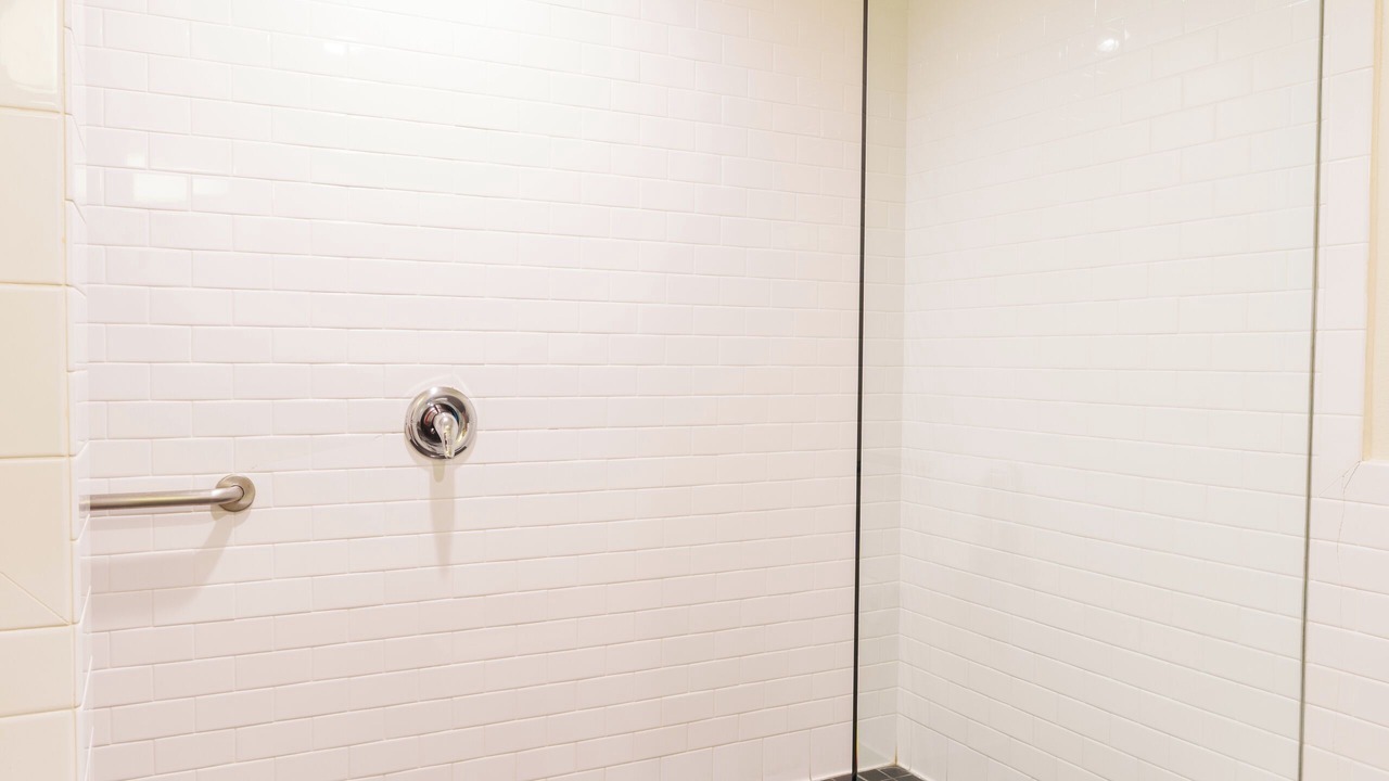 Photo of Bathroom in North State