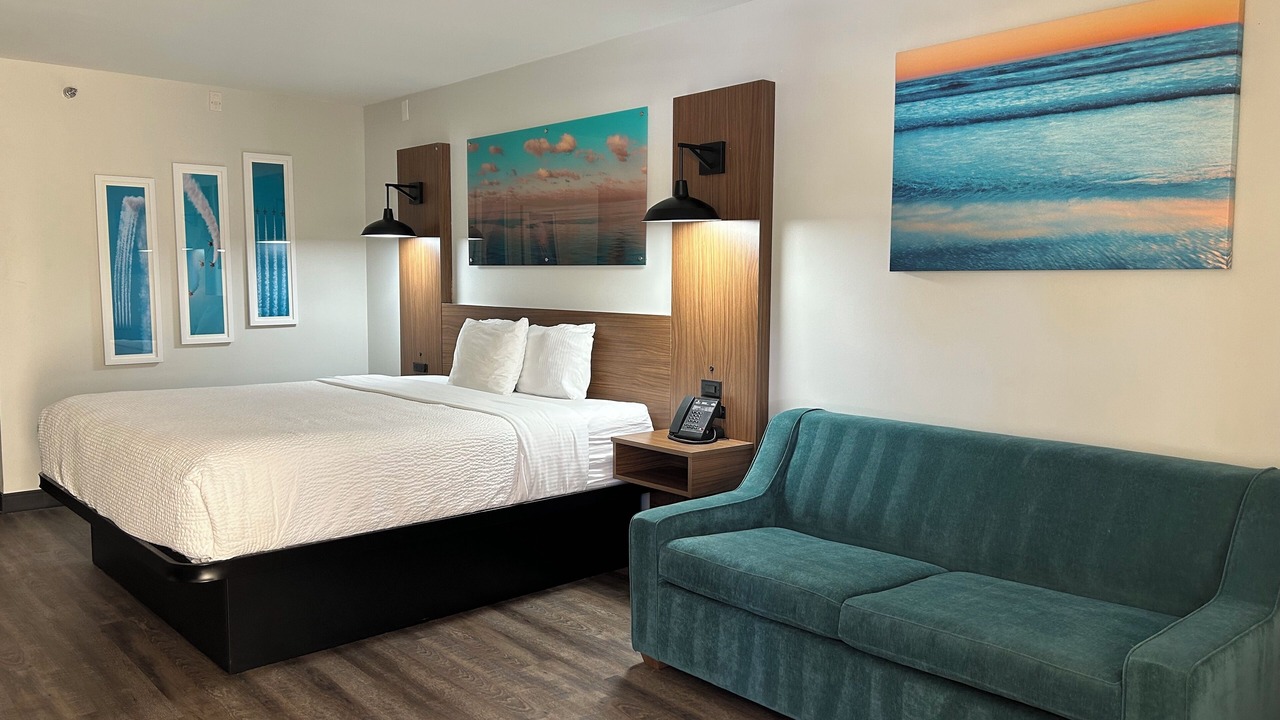 Photo of Bedroom in Rancho Penasquitos