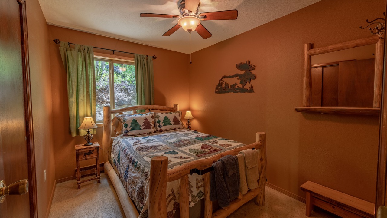 Photo of Bedroom in Garfield