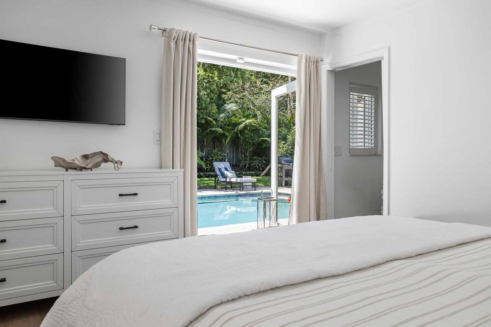 Photo of Bedroom in Dolphin Isles