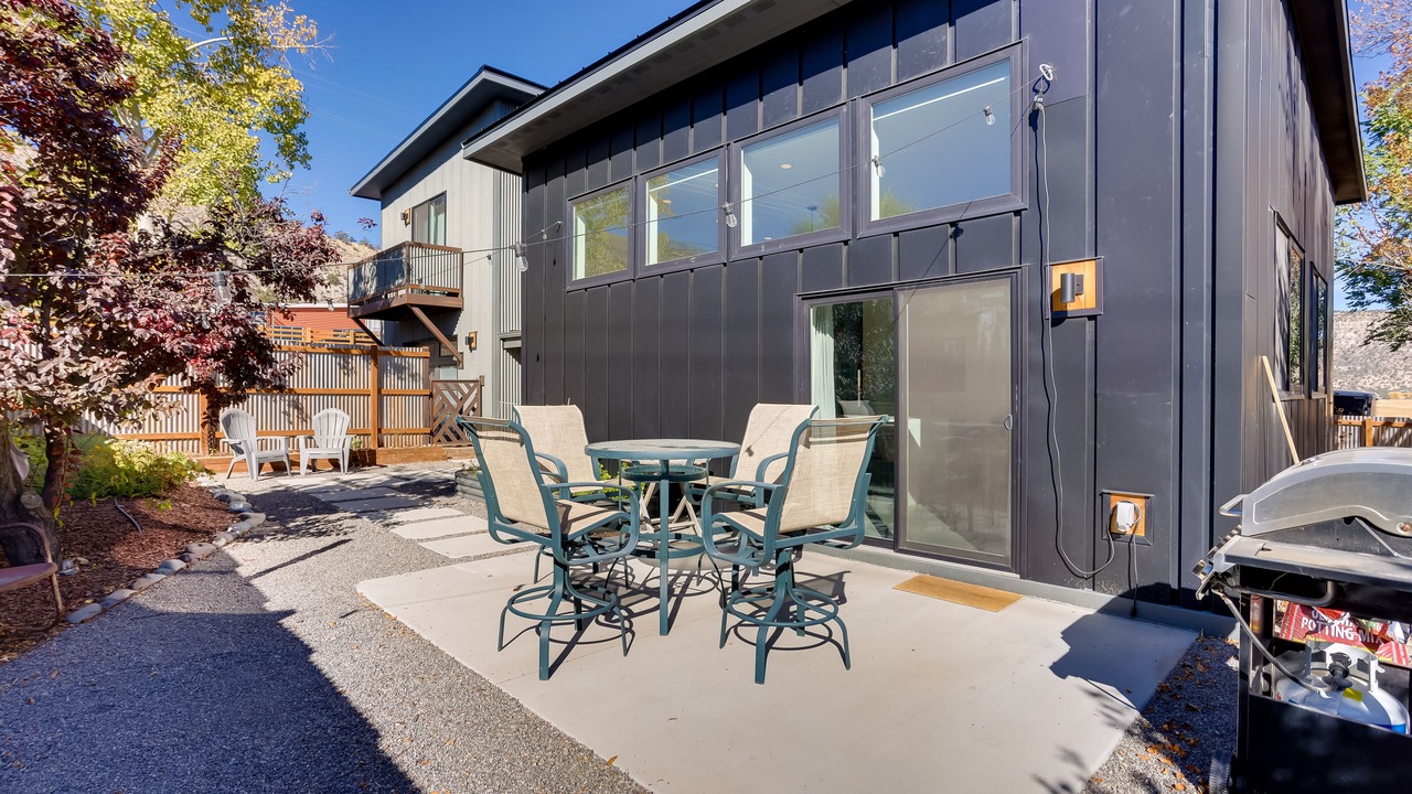 Photo of Patio Balcony in Solar Ranch